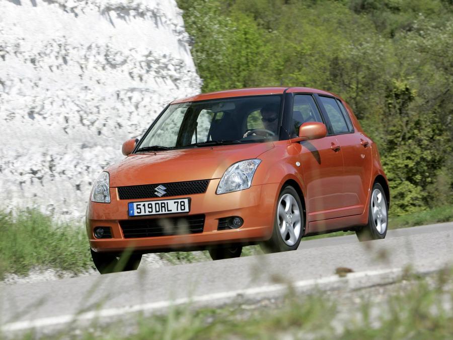  Suzuki Swift 4x4 2004 года  (фото 5 из 7)
